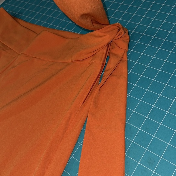 NY&CO 7th Avenue Orange High Waist Wide Leg Trousers w/ Stylish Side Tie Size M - Picture 5 of 11
